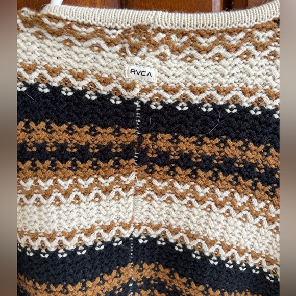 RVCA Turkic Poncho Sweater in Black Stripe size xs/s - Picture 7 of 8